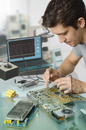 Desenvolvimento de projetos eletrônicos no meio do processo